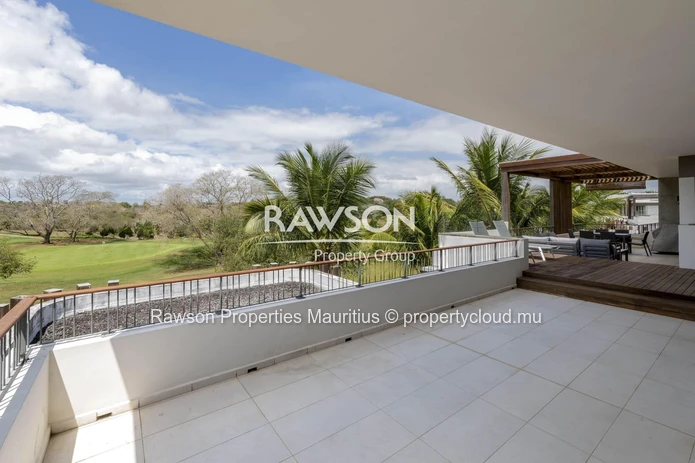 Penthouse Sur Un Prestigieux Golf Du Nord