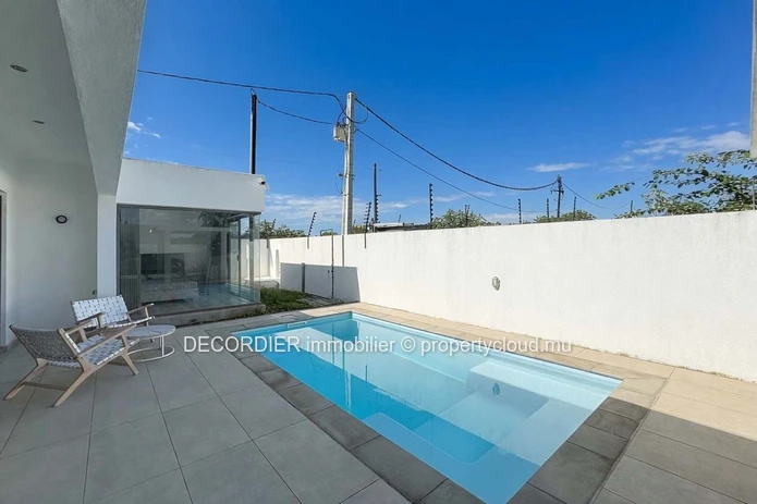 Stunning New Villa with Private Pool in Calodyne
