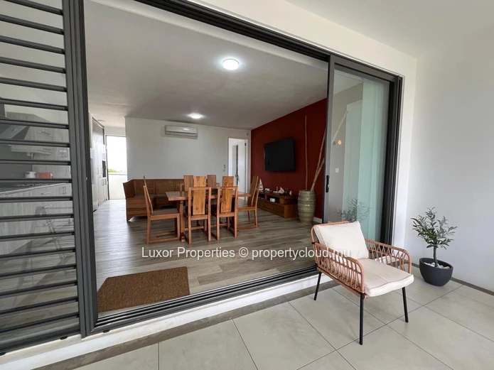 À Louer | Spacieux Appartement Sécurisé De 3 Chambres À Albion