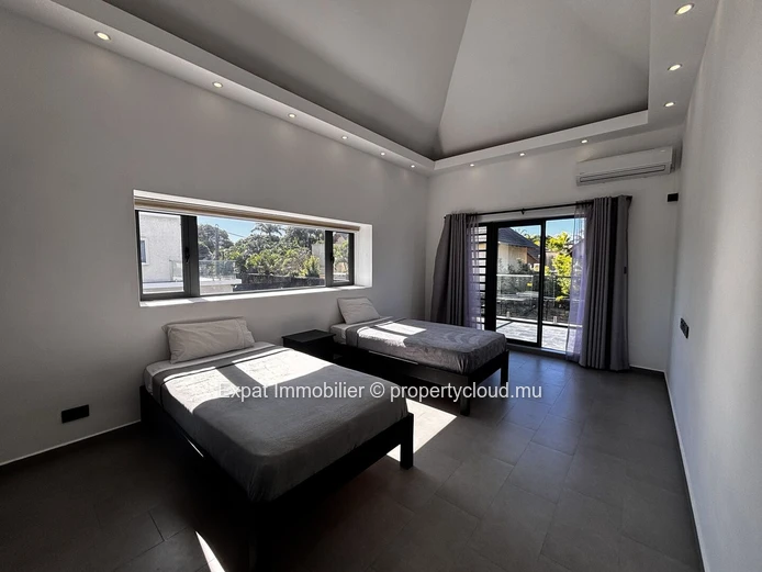 Exceptional 4 En-Suite Bedroom Villa With Private Pool – Pereybère