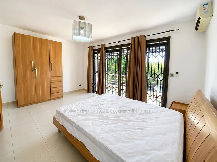 This splendid duplex features three bedrooms and three bathrooms