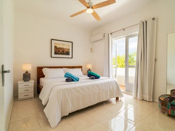2 Bedroom Townhouse, Duplex
