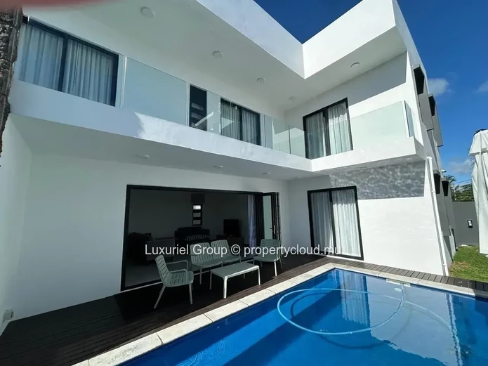 Magnifique Villa 4 Chambres Avec Prestations De Standing