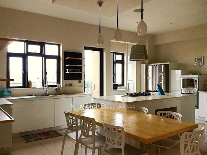 Penthouse - 4 bedrooms - Beau Bassin - Ref. PE91747VE