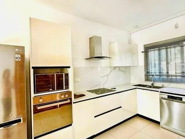 4 Bedroom Townhouse, Duplex