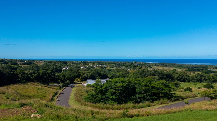 Land with sea view of 1528 m² within an exceptional estate