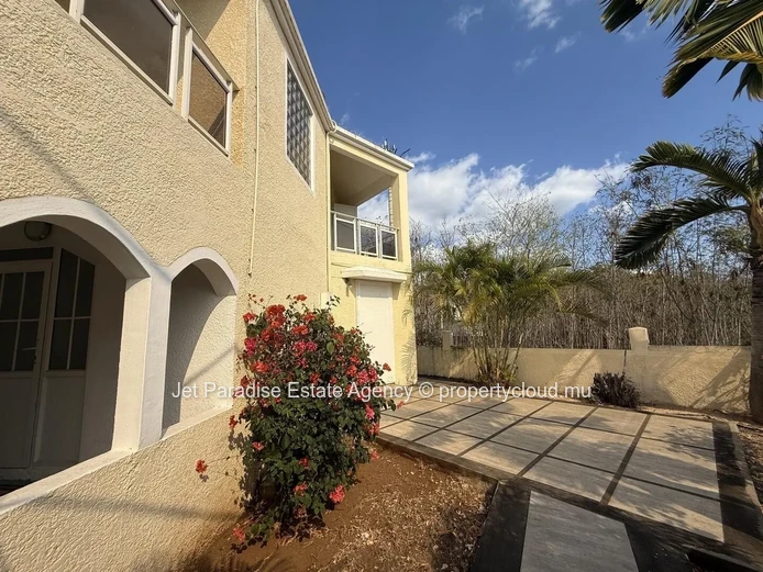 Furnished 5 Bedroom House  with Carport and Garden.