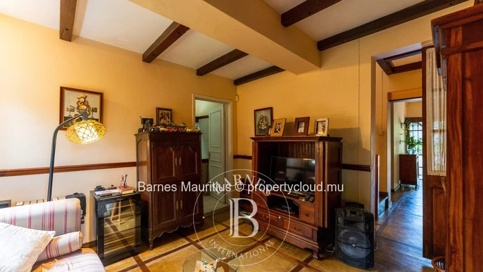 FLOREAL - Charming & Cozy Family Home - 4 bedrooms