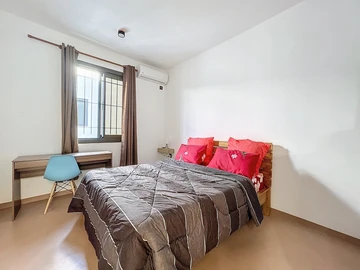 7 Bedroom House