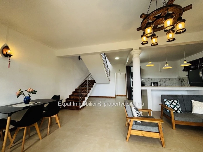 3-Bedroom Duplex With Stone Swimming Pool And Rooftop Terrace In Pereybere 