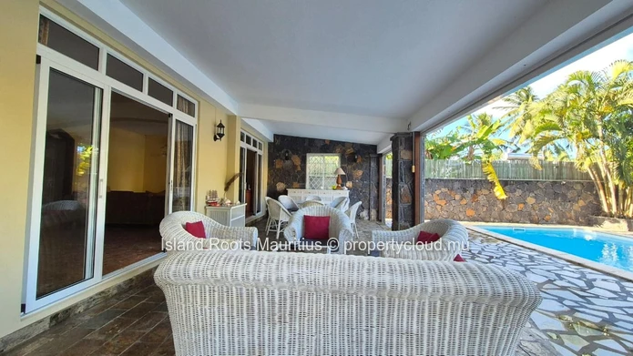 Beautiful villa for holiday rental, located in Pointe Aux Canonniers