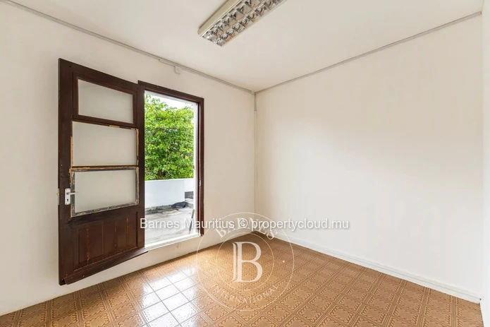 MOKA – Large Family House for Sale – 5 Bedrooms