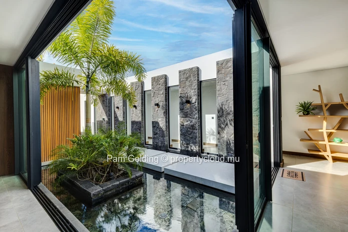 Vivez l’élégance tropicale : villa 4 chambres à Azuri Ocean & Golf Village