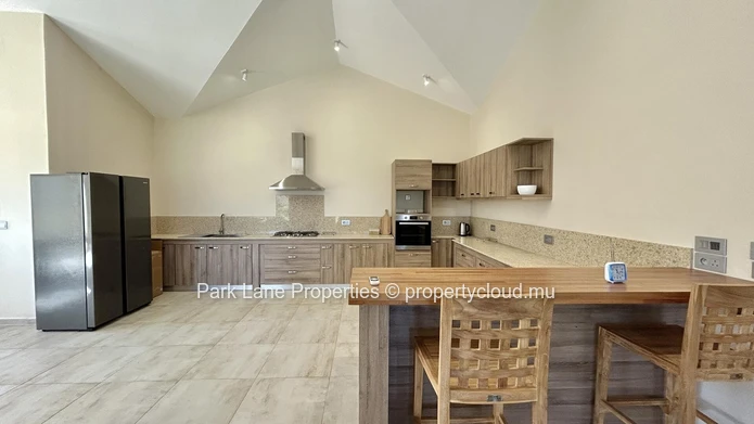 Villa de 4 chambres neuve avec piscine à Tamarin - Prête à emménager