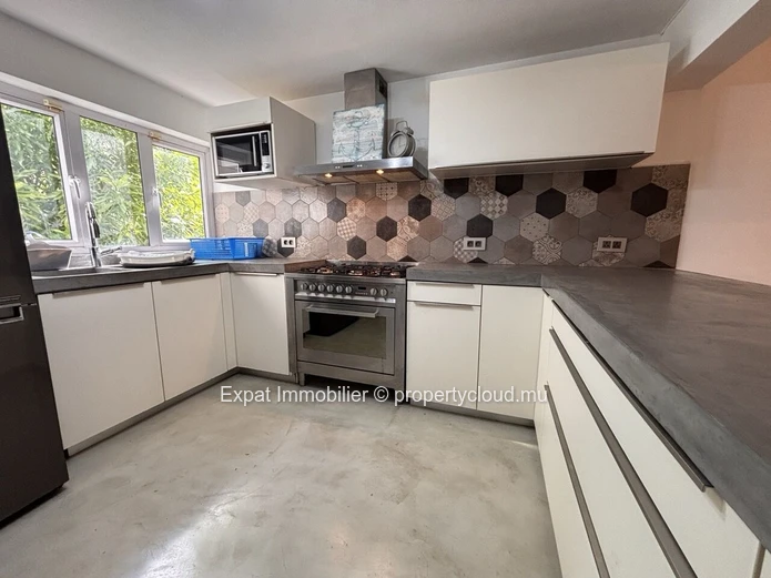 Contemporary 3-Bedroom Townhouse With Direct Access To The Sea – Pointe Aux Biches