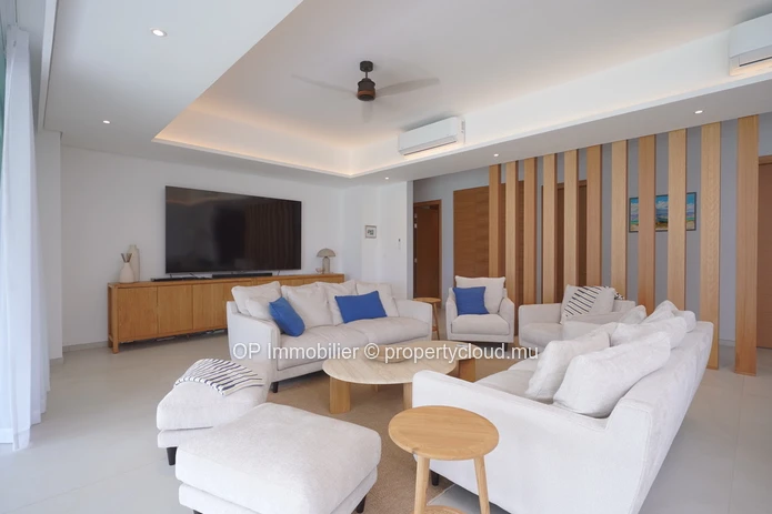 Appartement 3 chambres de 225 m² avec piscine à vendre à Grand Baie