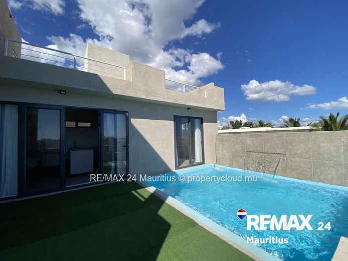 Sea View Villa with Double Garage