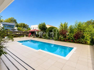 7 Bedroom House