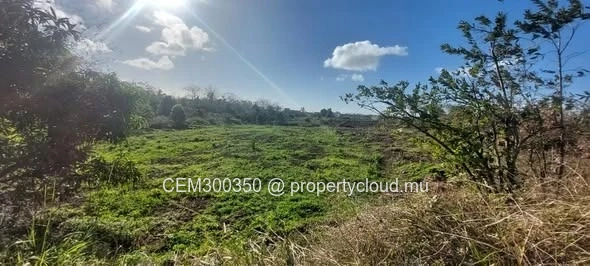 TERRAIN À VENDRE – Chemin Vingt Pieds, Grand Baie