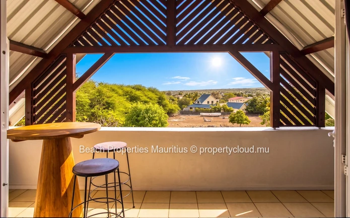 Tropical Family Home in Tamarin
