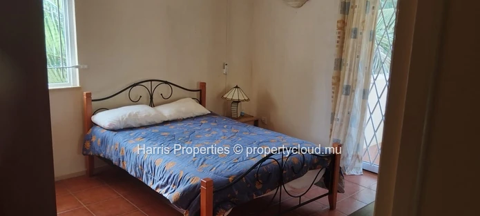 Beachfront house for sale in a secure residence in Calodyne