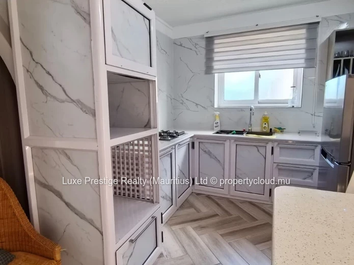 Fully Furnished 1-Bedroom Apartment for Rent in Pereybère | Balcony, Air Conditioning & Secure Gated Property
