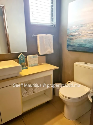 Luxueux Appartement de 3 Chambres au Rez-de-Chaussée - Votre Oasis à Quelques pas de la Plage !
