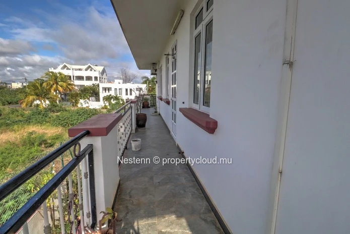 Appartement 2 chambres bien situé à Grand Bay