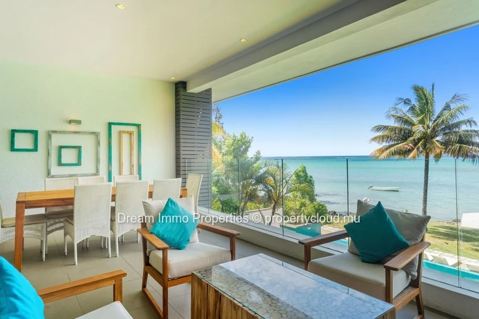 Superbe appartement de 3 chambres avec vue mer & accès direct plage à Cap Malheureux – Ile Maurice