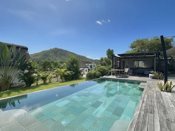 4 Bedroom Villa