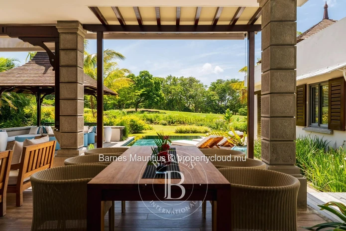 BEL OMBRE - VEFA - Villa sur un terrain de golf - 4 chambres