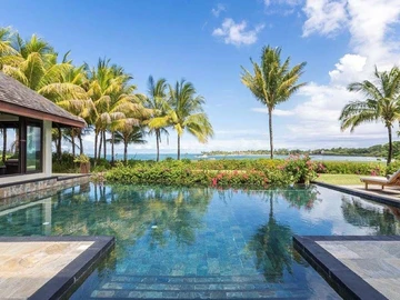 5 Bedroom Villa