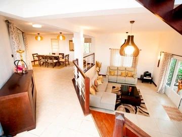 4 Bedroom Villa