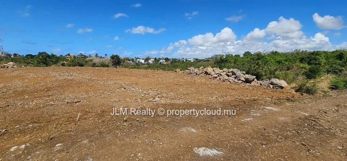 À vendre – Terrain résidentiel de 1 223 m² à Grand Gaube, Île Maurice