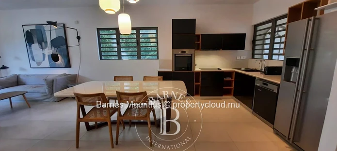 PEREYBERE - Beautiful 3-Bedroom Apartment