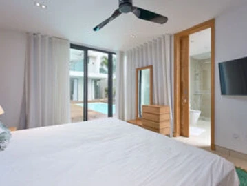 4 Bedroom Villa