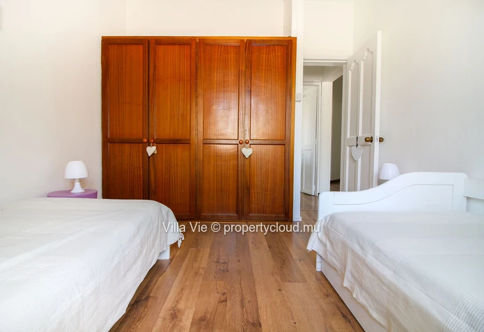 Pérèybere – Charming 4-bedroom house with a swimming pool (Sole Mandate)