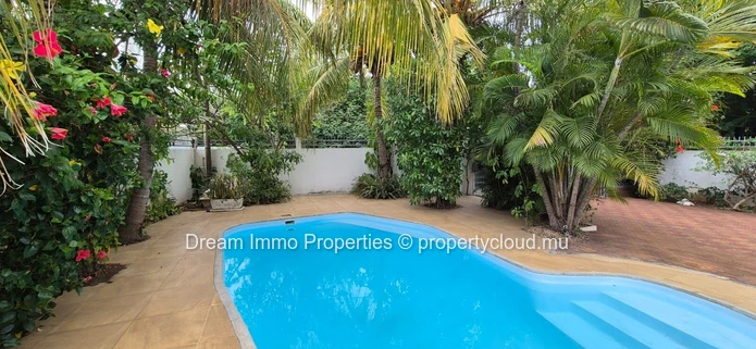 4-bedroom family villa with private pool in Albion – Mauritius