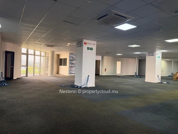 Office space of 1,000 m² on the 8th Floor
