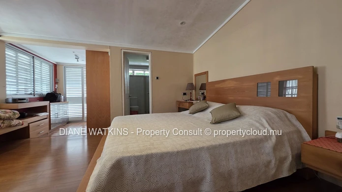 4 bedroom house for sale in Curepipe