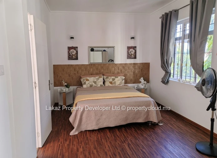 Maison meublée 3 chambres avec piscine à louer à Calodyne