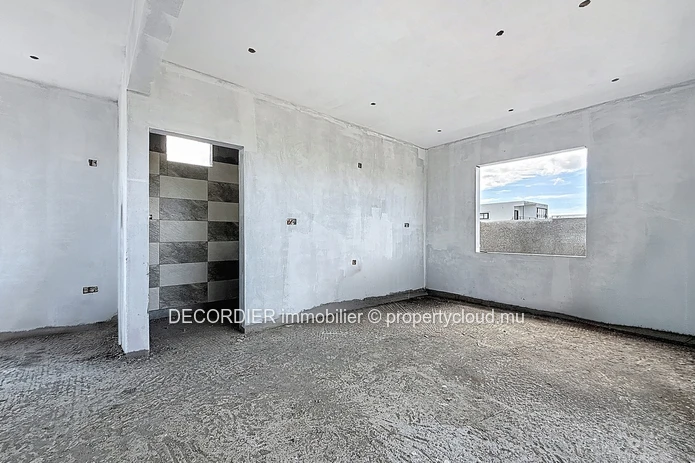 À Vendre – Maison moderne avec piscine