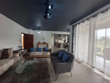 3 Bedroom Apartment For Sale in Sodnac