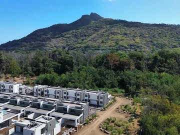 Terrain Commercial