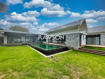 4 Bedroom Villa