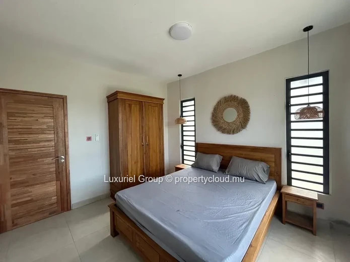 Cozy and Modern 3-Bedroom Villa with Pool