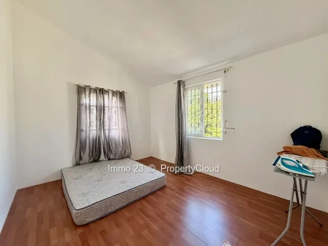 Houses / Villas - 3 bedrooms - Beau Bassin