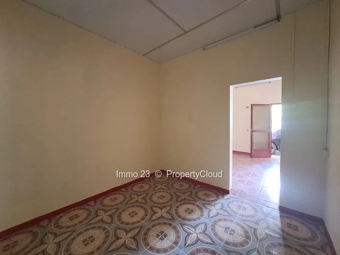 Commercial Space - 60m2 - Pamplemousses