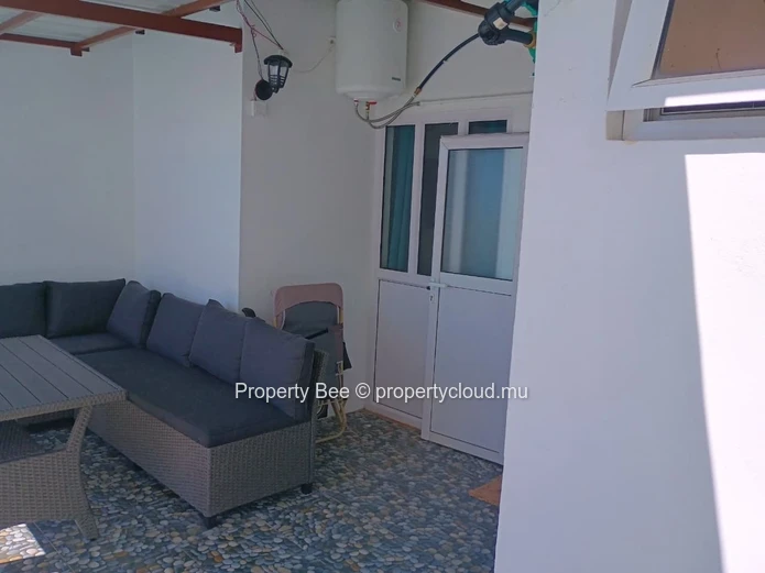 4 Beachfront Tourist Apartments on State-Land on Sale Altogether