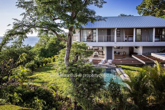 Coastal Elegance Above the Blue
